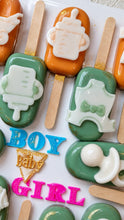 Load image into Gallery viewer, Gender Reveal Jelly Popsicle detail

